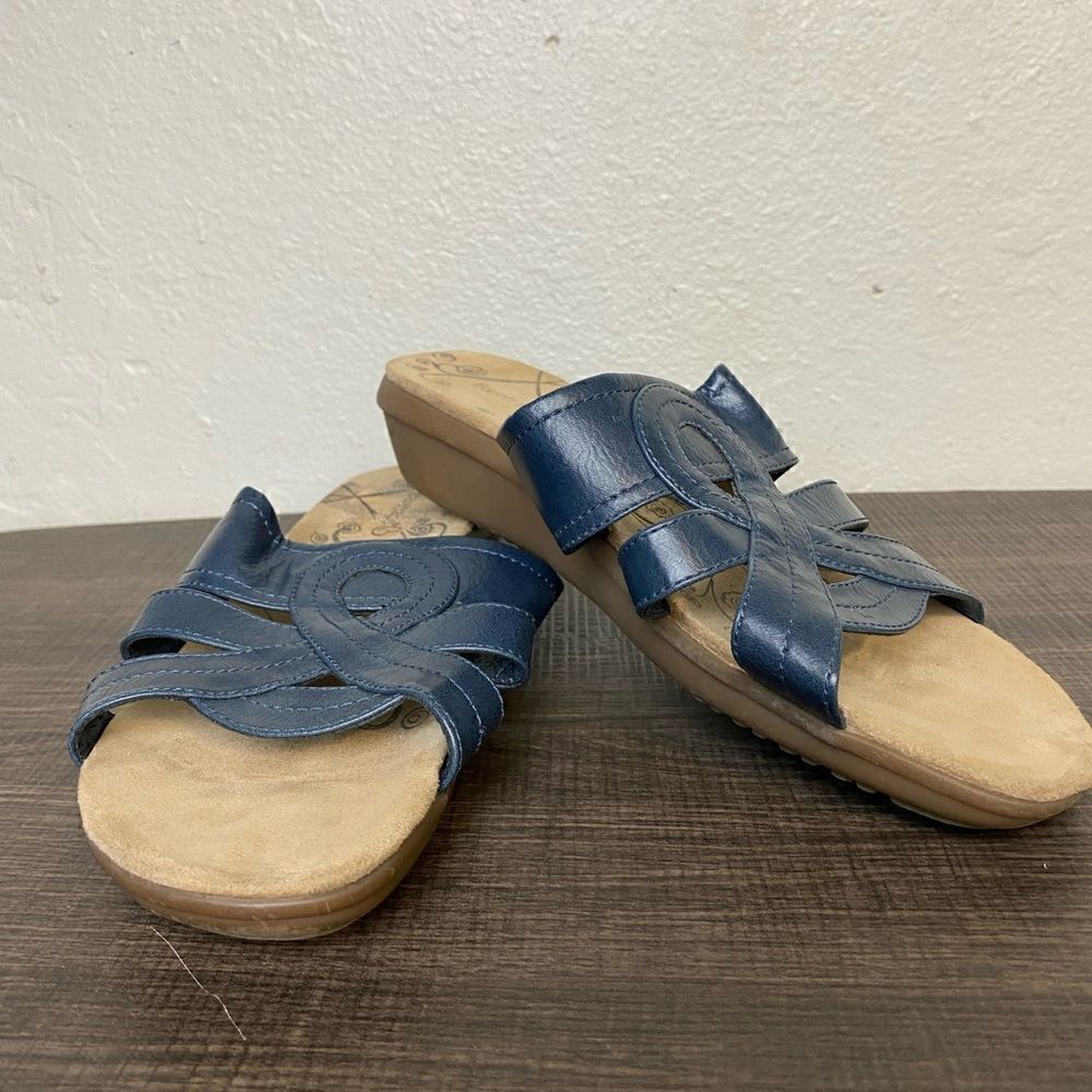 Baretraps Blue leather Women Sandals Size 10w
